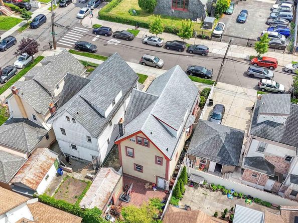 114-11 86th Avenue, Richmond Hill North NY 11418