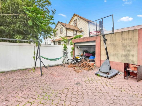 114-11 86th Avenue, Richmond Hill North NY 11418