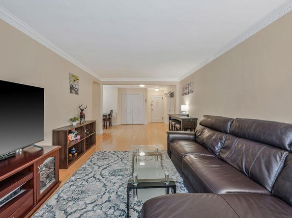 103-26 68TH Avenue 2E, Forest Hills NY 11375
