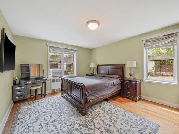 103-26 68TH Avenue 2E, Forest Hills NY 11375