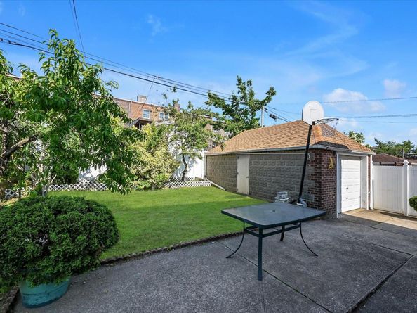 4539 192nd Street, Flushing NY 11358