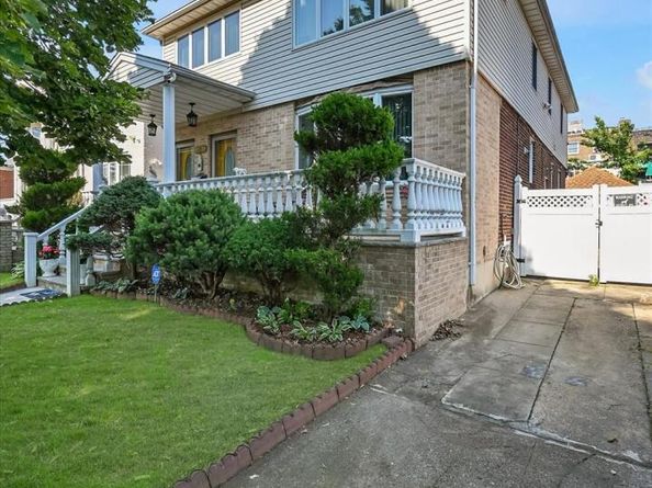 4539 192nd Street, Flushing NY 11358