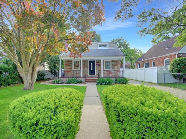 1459 Prince Street, Baldwin NY 11510