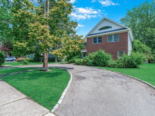 74 Margaret Avenue, Lawrence NY 11559