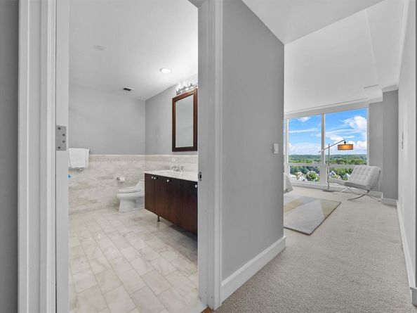 5 Renaissance Square 23B, White Plains NY 10601