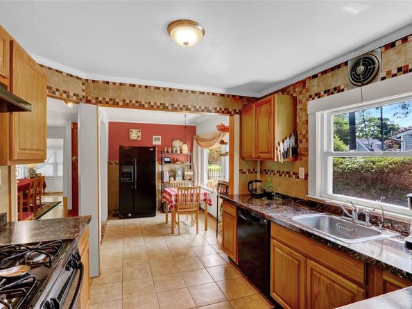 178 Magnolia Drive, Mastic Beach NY 11951
