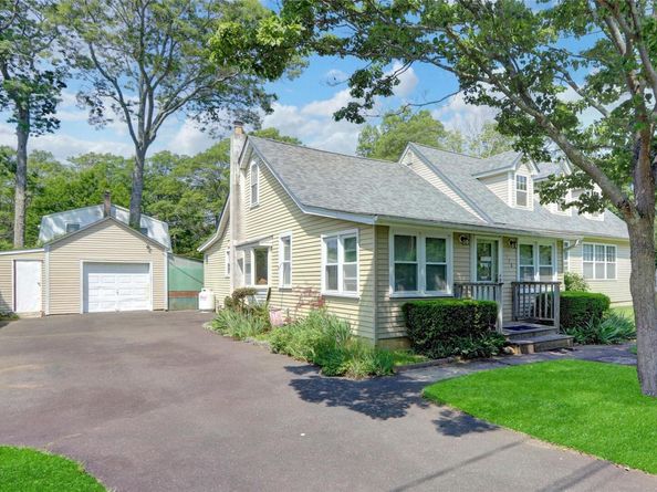 178 Magnolia Drive, Mastic Beach NY 11951