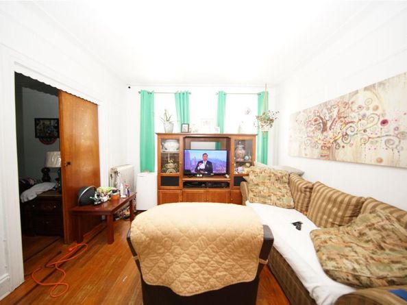 40-45 99th Street, Corona NY 11368