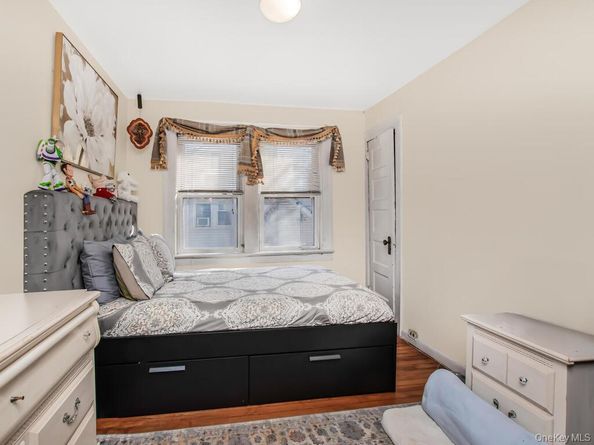 14 Touissant Avenue, Yonkers NY 10710