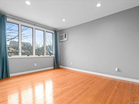 89-21 Aubrey Avenue, Glendale NY 11385
