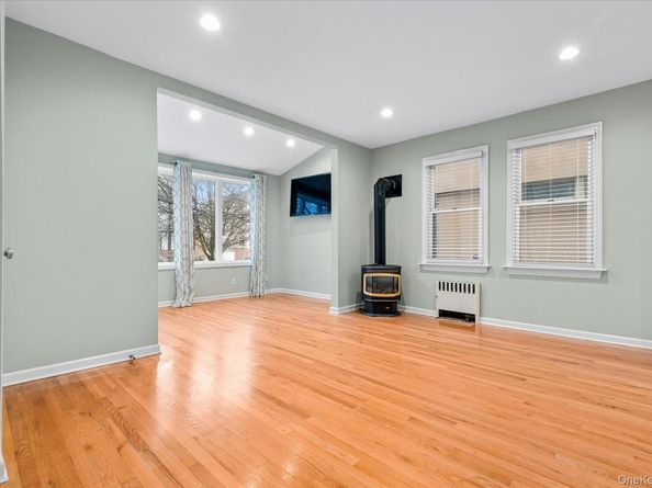 89-21 Aubrey Avenue, Glendale NY 11385