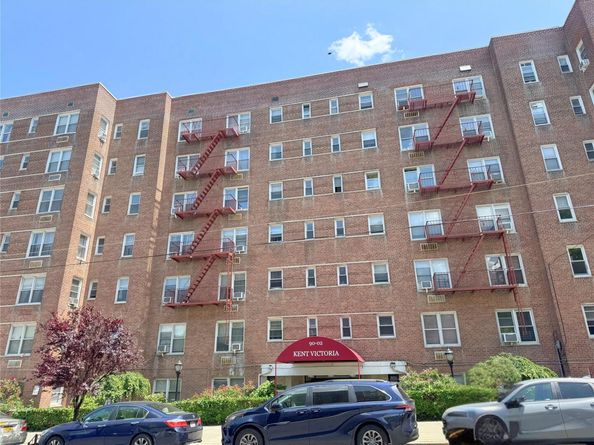 90-02 63 Drive 5C, Rego Park NY 11374