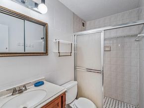 152-18 Union Turnpike 4G, Flushing NY 11367