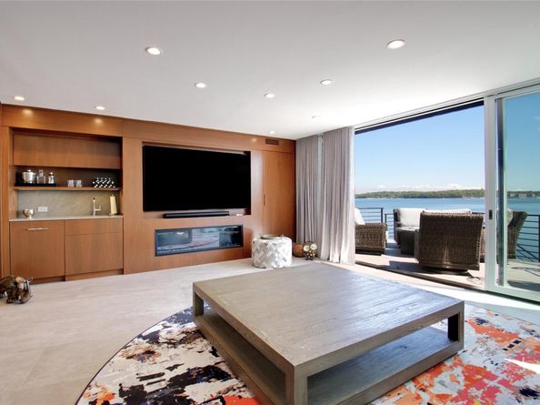 75-34 W Shore Road 34, Port Washington NY 11050