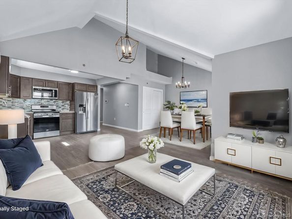 37-12 Francis Lewis Boulevard, Bayside NY 11361