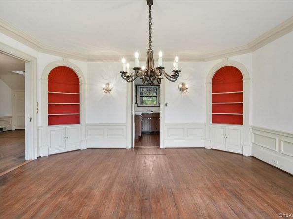 50 Overhill Road, New Rochelle NY 10804