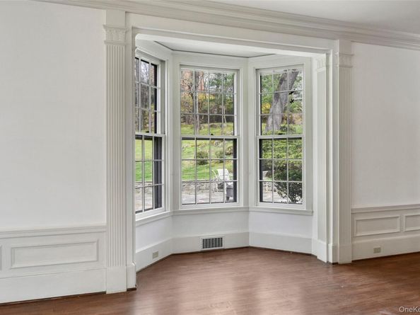 50 Overhill Road, New Rochelle NY 10804