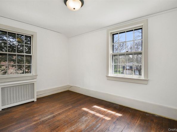 50 Overhill Road, New Rochelle NY 10804