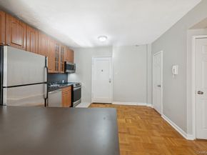 162-21 Powells Cove Boulevard 1M, Beechhurst NY 11357