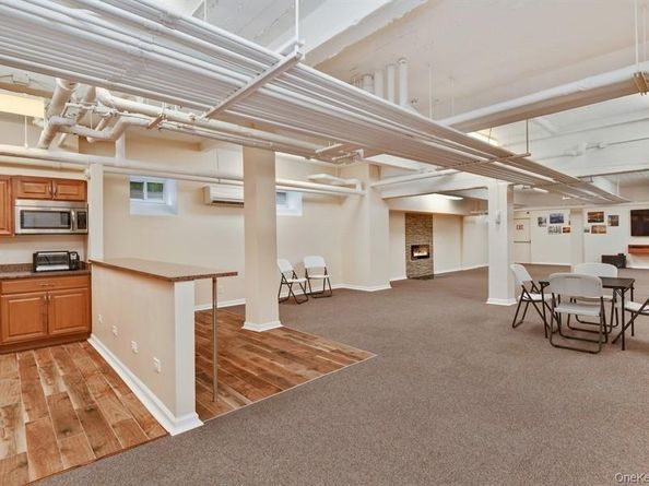 162-21 Powells Cove Boulevard 1M, Beechhurst NY 11357