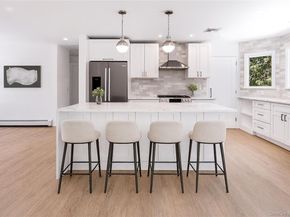 4 Pine Tree Court, East Quogue NY 11942