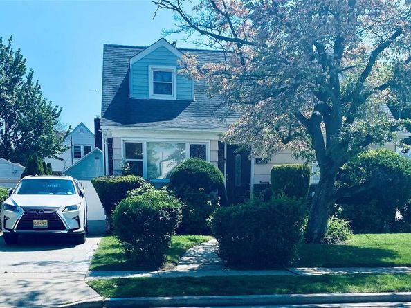 204 Beech Street, Valley Stream NY 11580