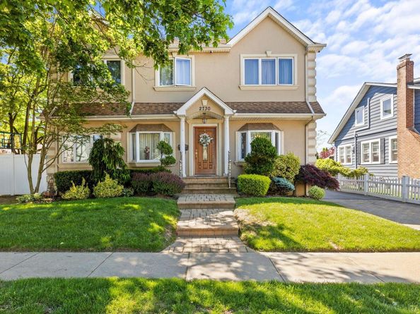 2730 Court Street, Bellmore NY 11710