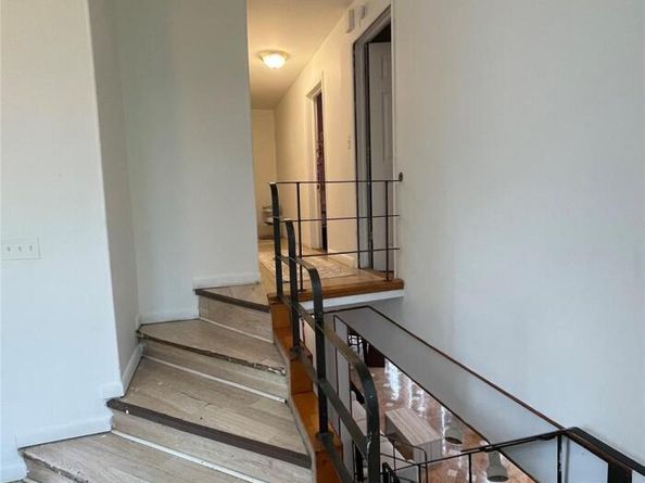 230 Park Avenue, Freeport NY 11520