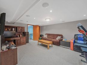60-51 71st Street, Maspeth NY 11378