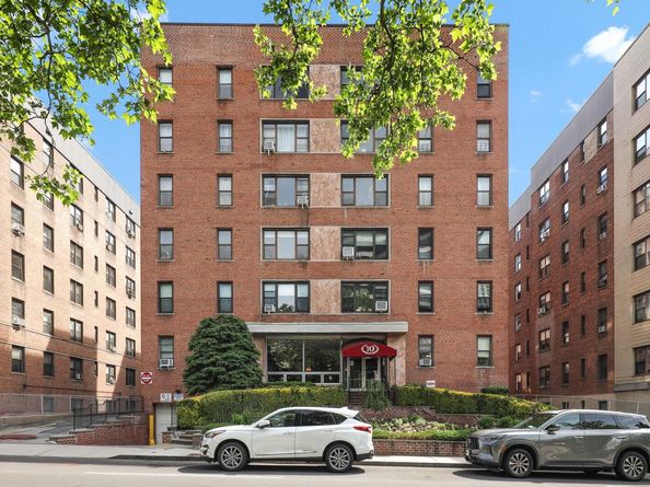 10 North Broadway 3H, White Plains NY 10601