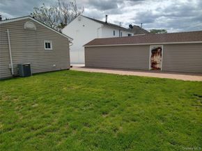 708 Anderson Avenue, Franklin Square NY 11010