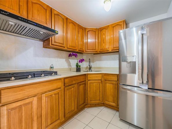 144-34 37th Ave 4C, Flushing NY 11354