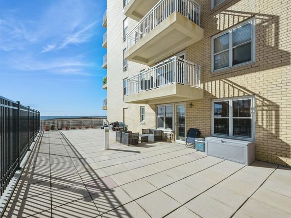 700 Shore Road 2Z, Long Beach NY 11561
