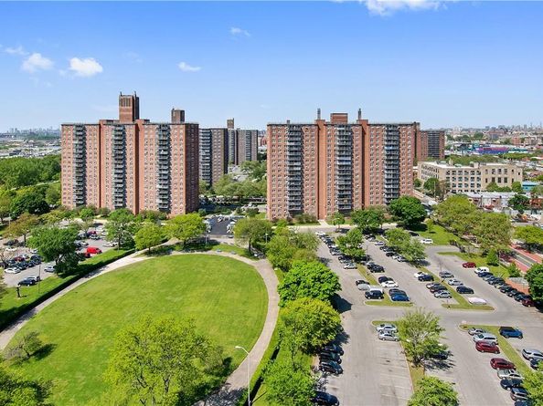 880 Boynton Avenue 8F, Bronx NY 10473