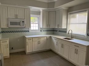 198-63 Foothill Avenue, Jamaica NY 11423