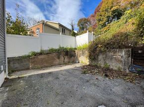 198-63 Foothill Avenue, Jamaica NY 11423