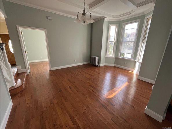 198-63 Foothill Avenue, Jamaica NY 11423