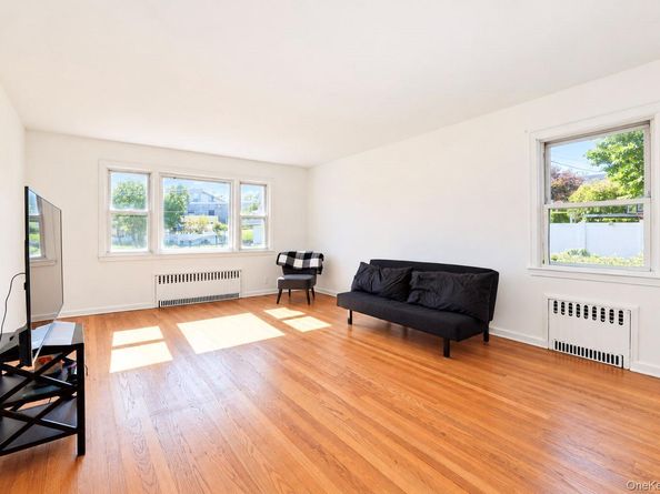 191 Hildreth Place, Yonkers NY 10704