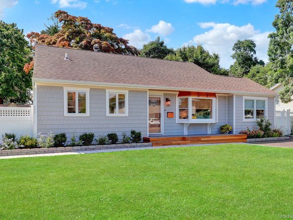 116 Washington Avenue, West Sayville NY 11796