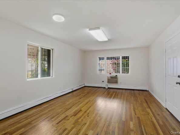 4010 De Reimer Avenue, Bronx NY 10466