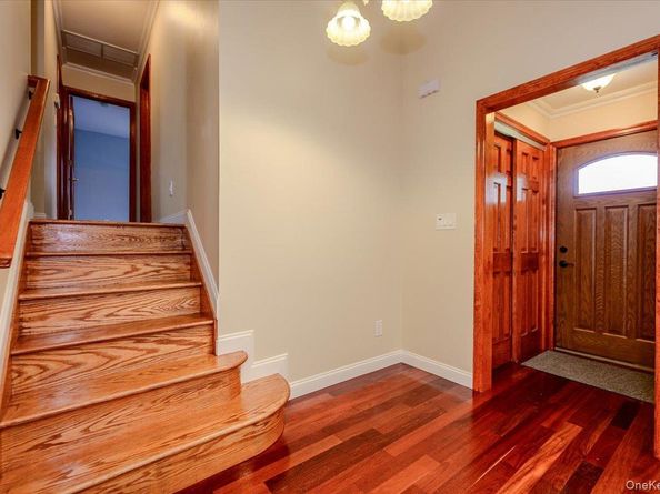 2664 Grayson Drive, East Meadow NY 11554
