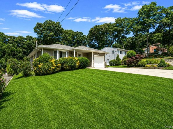 390 Blue Point Road, Farmingville NY 11738