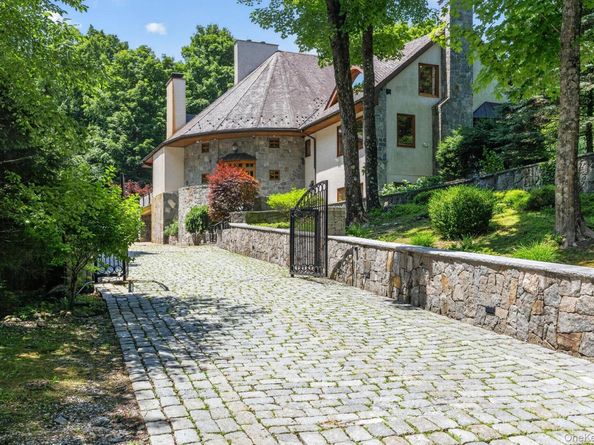 23 Inningwood Road, Ossining NY 10562