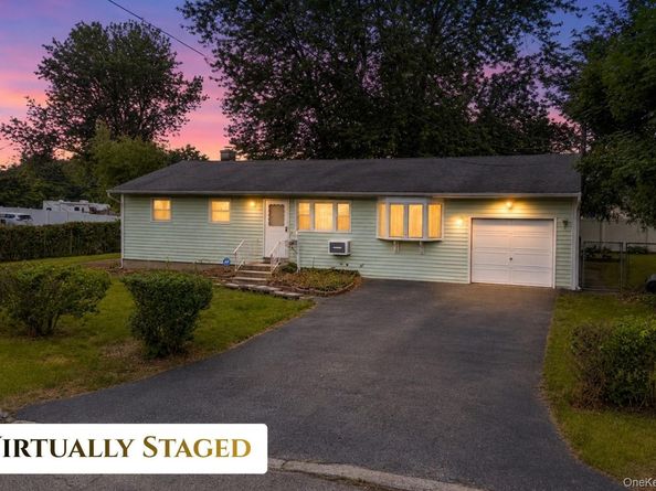 1680 Pine Acres Boulevard, Bay Shore NY 11706