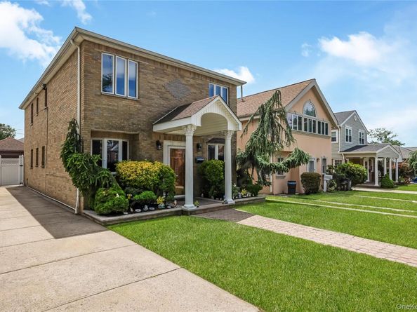 151-62 24th Road, Whitestone NY 11357