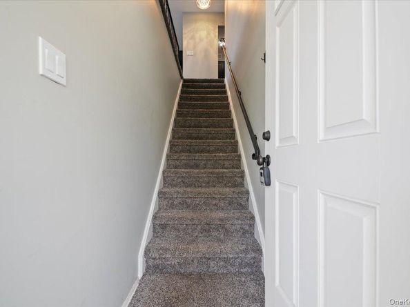 80 Fairview Circle, Middle Island NY 11953