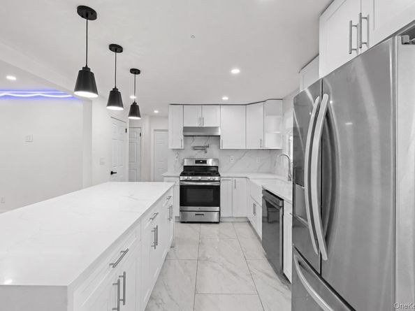 35 E Euclid Street, Valley Stream NY 11580