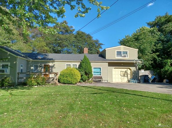 77 Dahlia Drive, Mastic Beach NY 11951