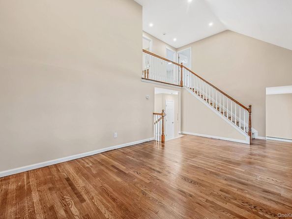 532 French Avenue, North Babylon NY 11703