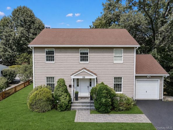 105 Huntley Drive, Ardsley NY 10502
